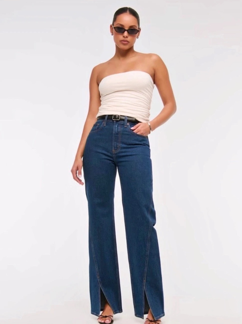Abercrombie & Fitch High Rise 90s Relaxed Split-Vent Hem Jean Size 28
